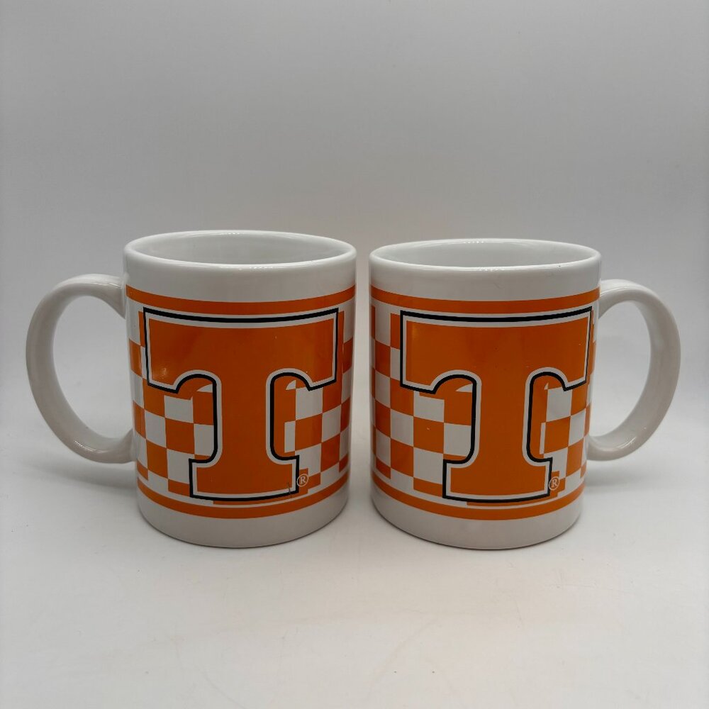 University of Tennessee Volunteers Set of 2 Checkered Print Ceramic Coffee Mugs